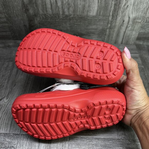 CROCS Classic Kids size 13 Red White Santa Lined Clog - Picture 7 of 8